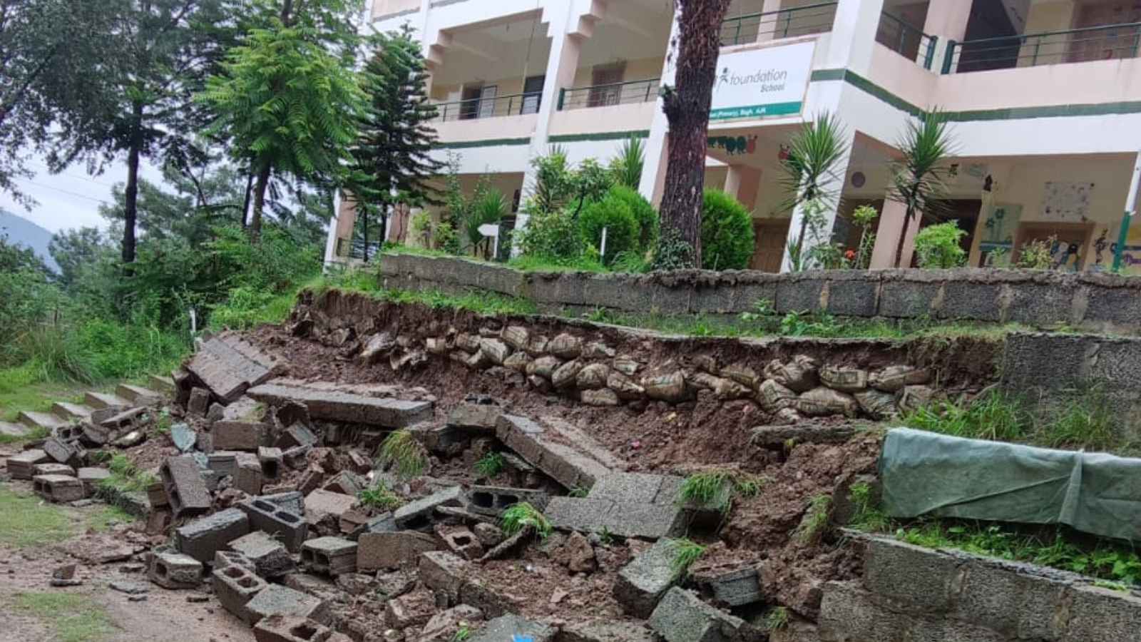 Read Foundation School Flood Destruction